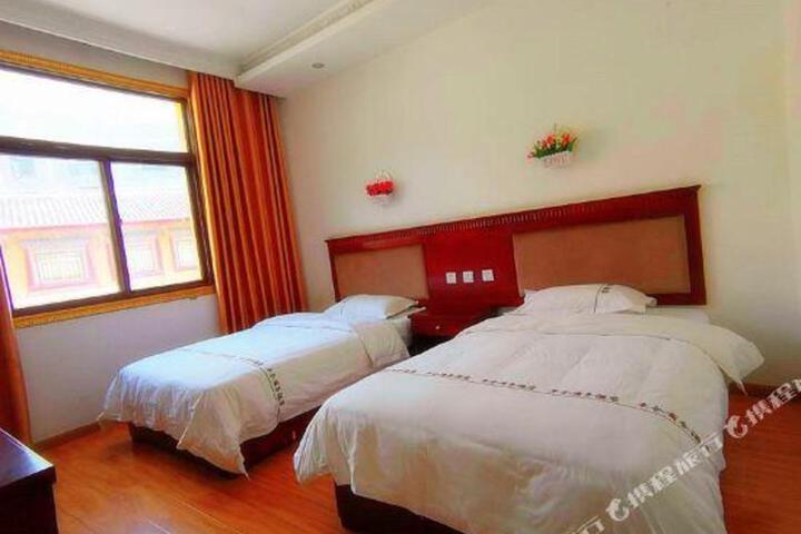 Towo Holiday Hotel (Songpan Chuanzhu Temple)