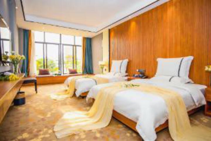 Room 18 of 20