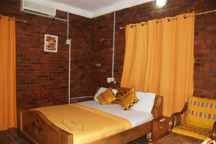Room 11 of 22