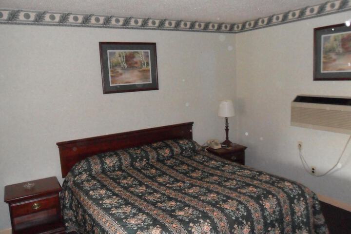 Room 14 of 27