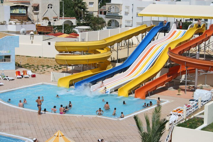 Hotel with Pool