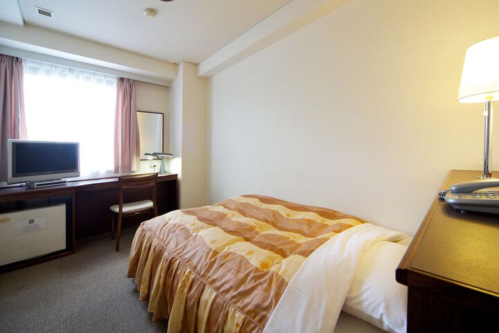 Room 20 of 34