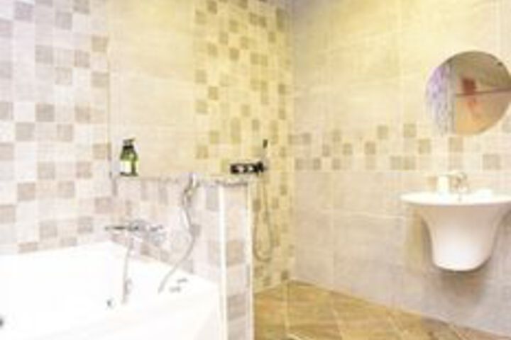 Bath Photo