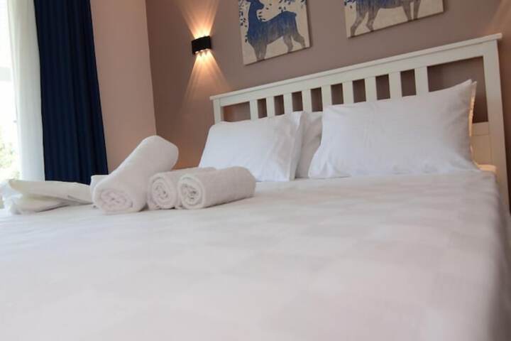 Room 14 of 38