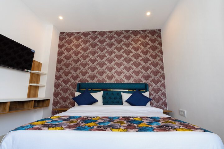 Room 29 of 61