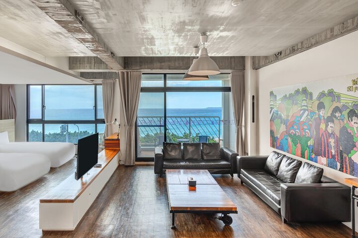 Room 40 of 201