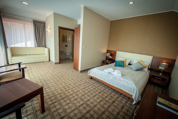 Room 14 of 39