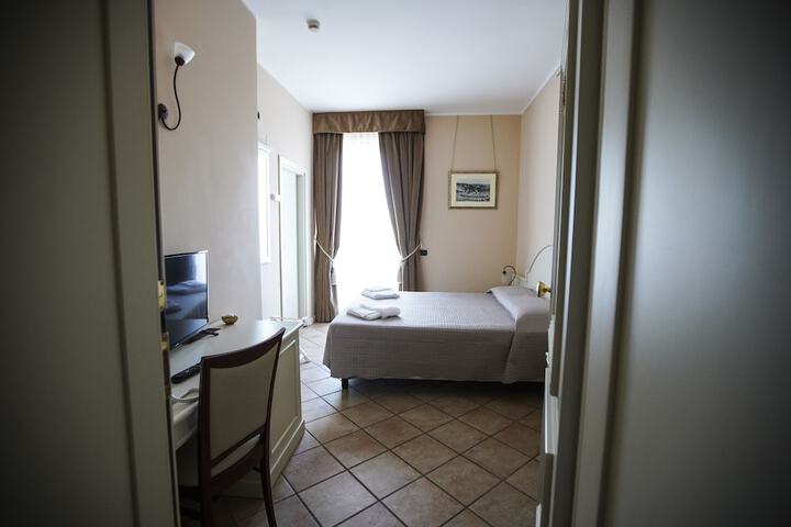Room 22 of 23