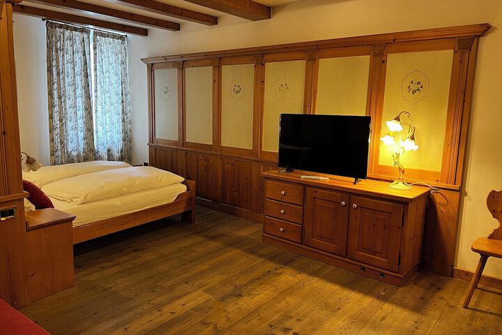 Room 10 of 55