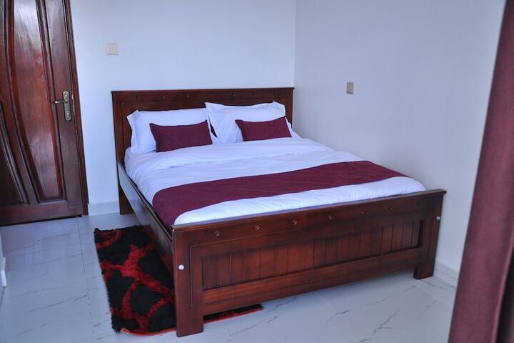 Room 8 of 69