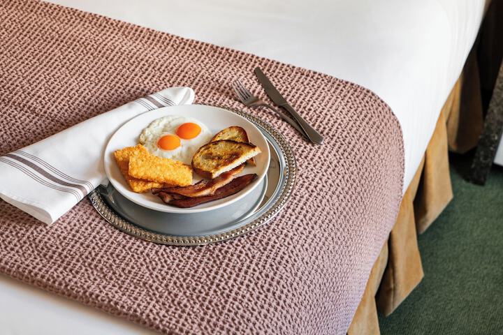 Breakfast/Coffee Service 72 of 91
