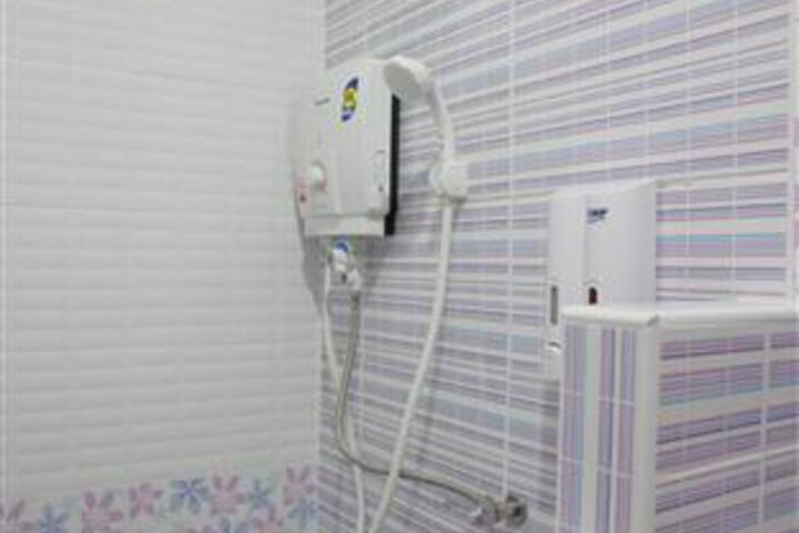 Room 1 of 5