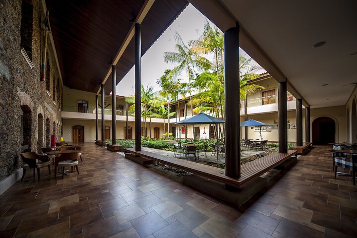 Hotel Exterior 70 of 75