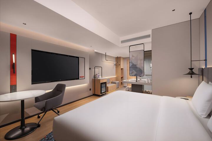 Room 16 of 59