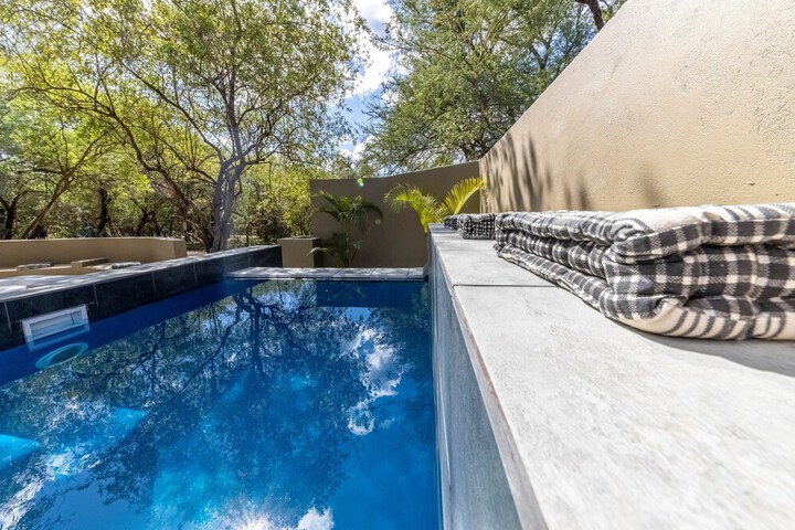 Pool 63 of 79