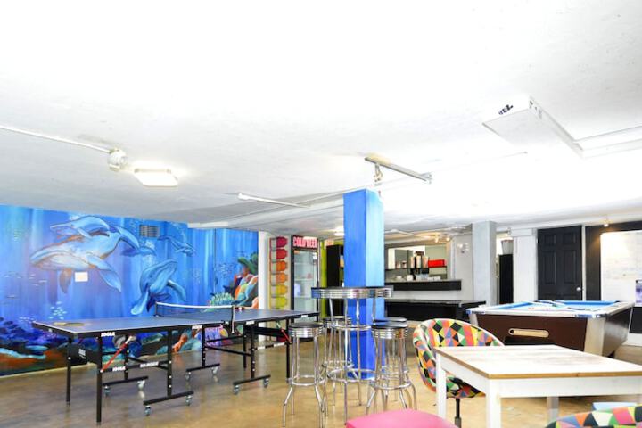 Hotel Interior 3 of 33