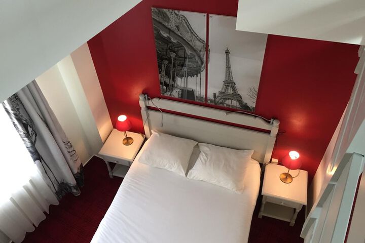 Room 25 of 56