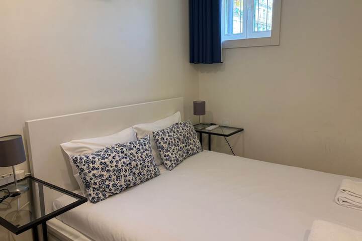 Room 16 of 287