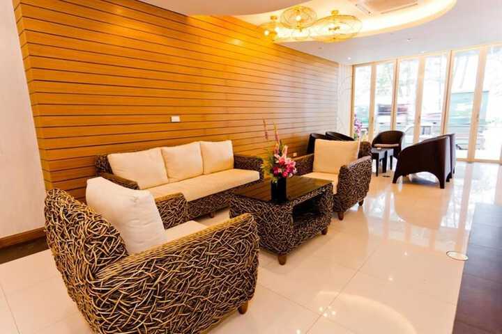 Hotel Interior 10 of 97
