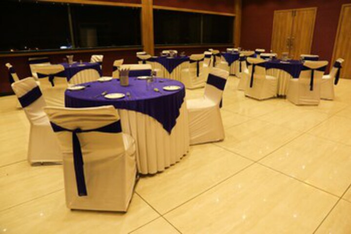 Ballroom/Hall 4 of 30
