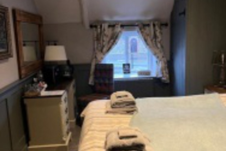 Room 151 of 312