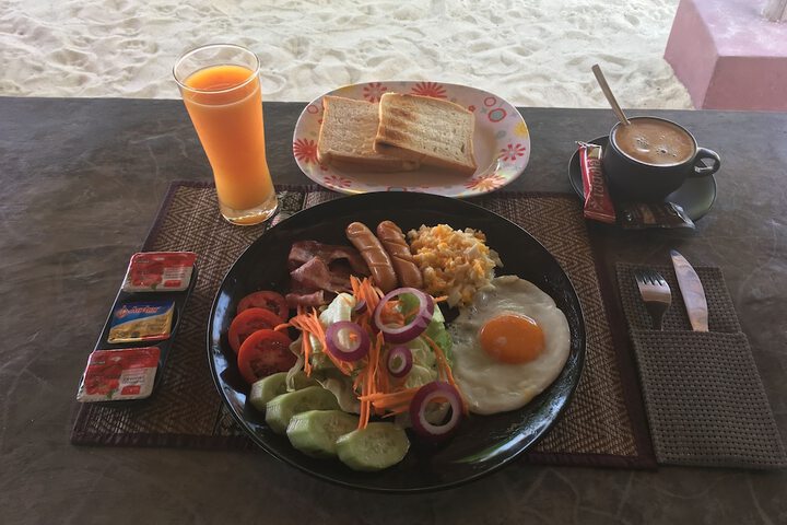 Breakfast/Coffee Service 32 of 43