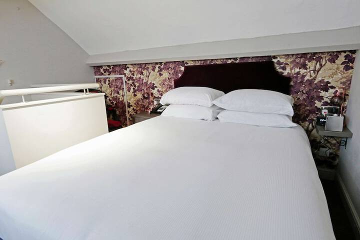 Room 19 of 139