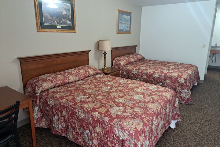 Room 2 of 6