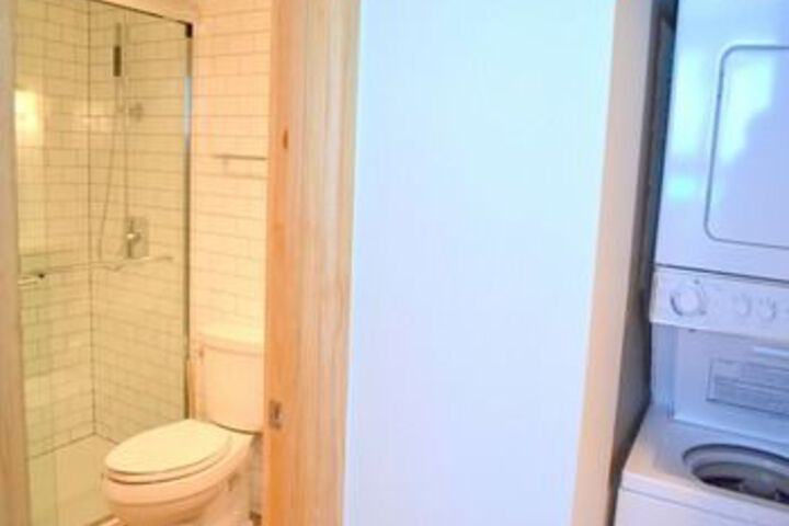 Room 4 of 26