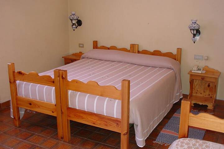 Room 21 of 82