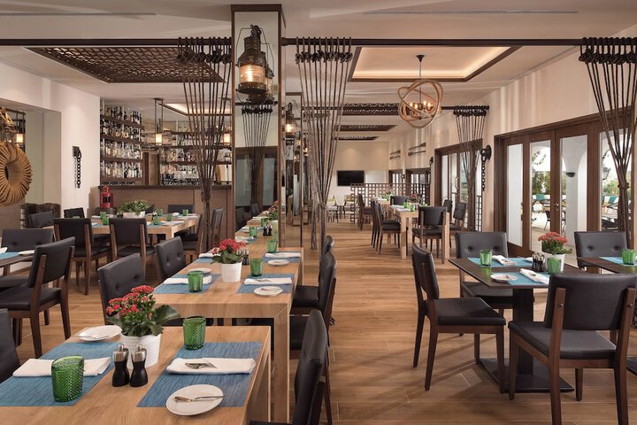 Dining 114 of 169