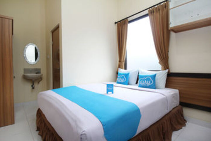 Room 3 of 37