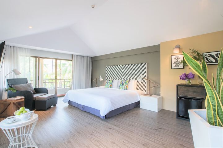 Room 15 of 159