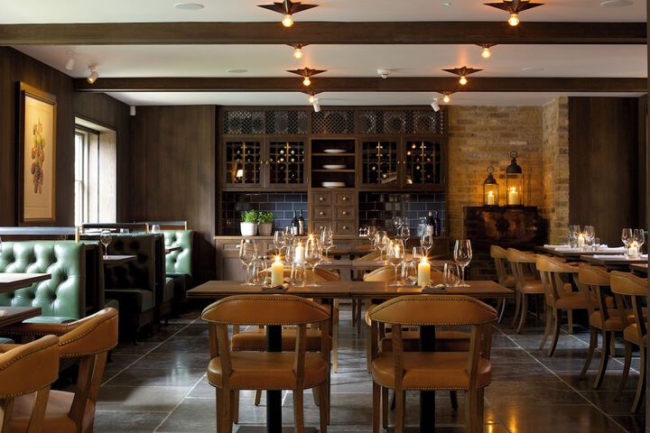 Dining 56 of 105