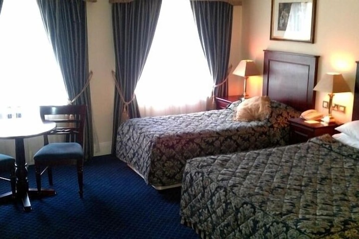 Room 19 of 41
