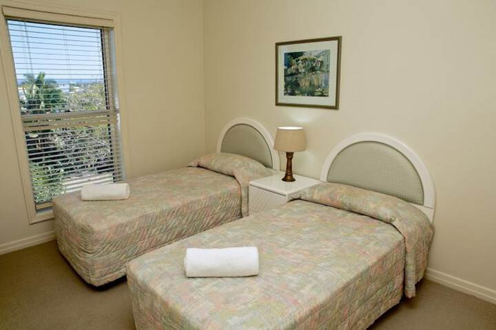 Room 11 of 43