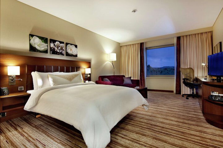 Room 7 of 25