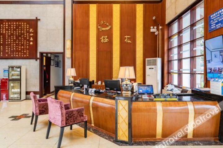 Hotel Interior 22 of 34