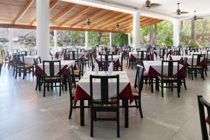 Dining 62 of 120