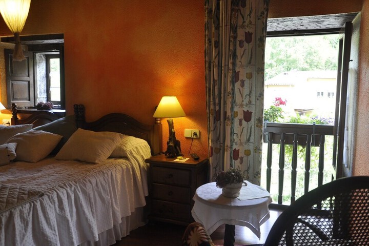 Room 6 of 65
