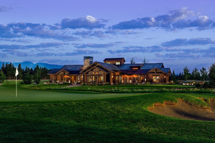 Hotel Exterior 166 of 188