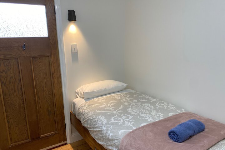 Room 37 of 128
