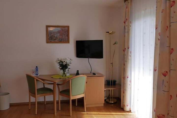 Room 14 of 51