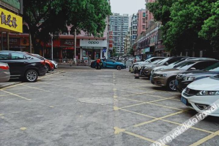 Huating Theme Rooms