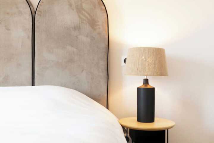 Room 44 of 103