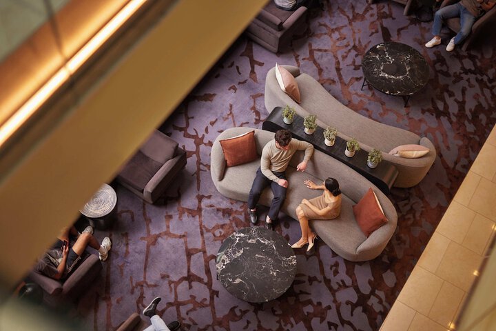 Entrance & Lobby
