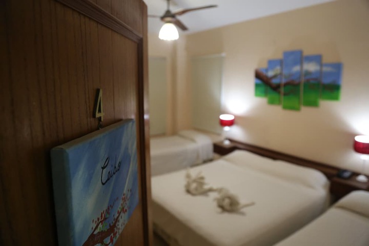 Room 2 of 28