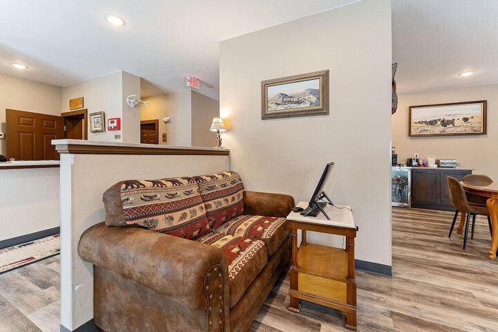 Hotel Interior 8 of 62