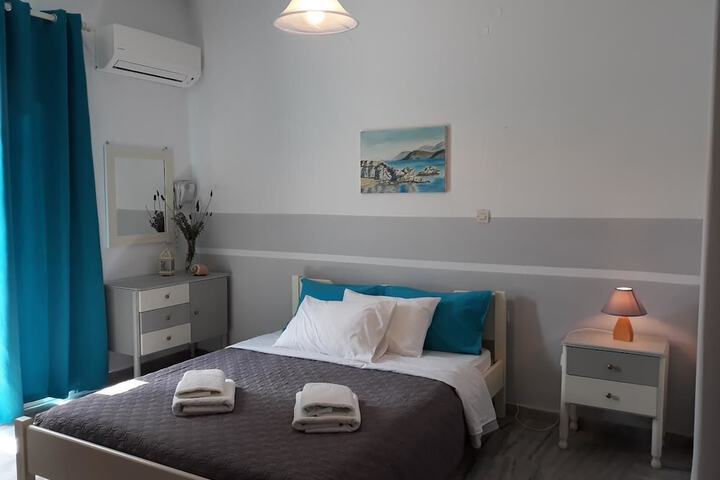 Room 5 of 68