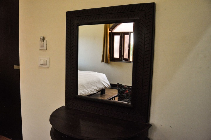 Room 12 of 36